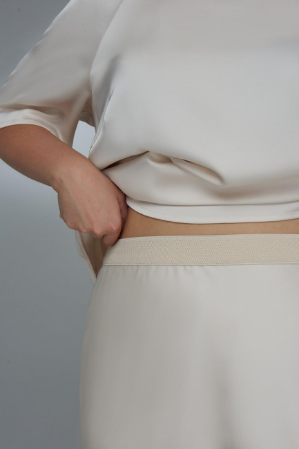 Молочная шелковая юбка слип максимальной длины