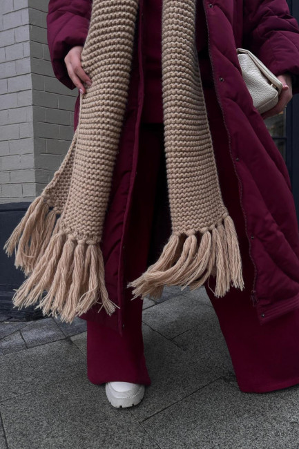 Бежевый шарф из смесовой шерсти с кистями
