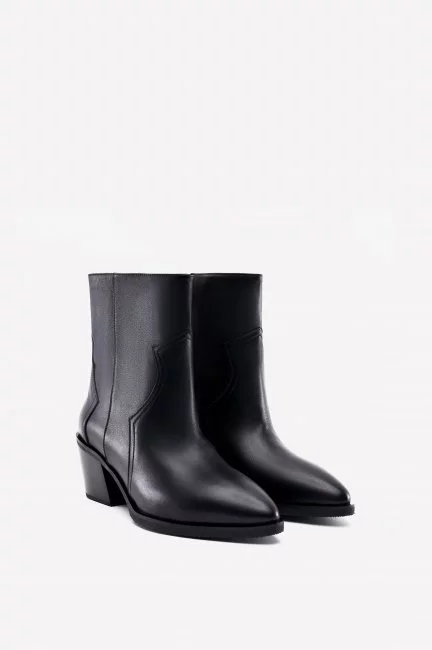 Казаки из черной кожи