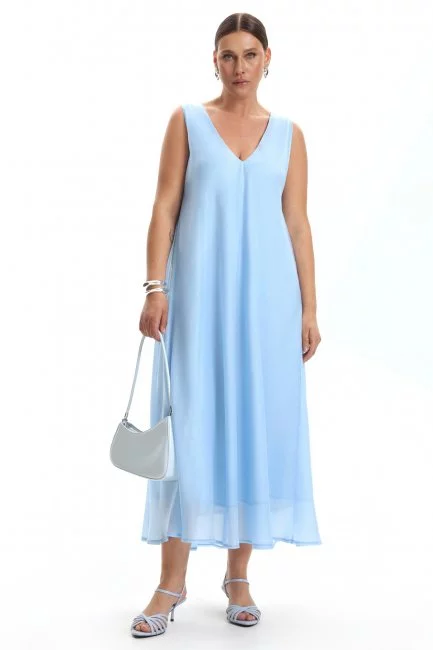 Платье без рукавов на подкладке