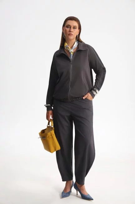 Брюки баллоны из костюмной ткани