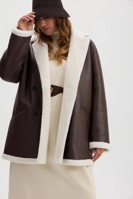 Двубортная дубленка из мериноса – большой размер Plus Size – фото каталога
