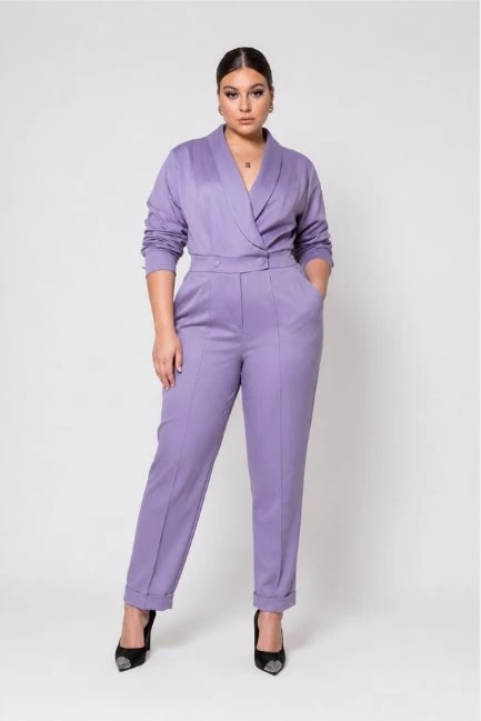 Комбинезон из смесовой вискозы с шалевым воротником – большой размер Plus Size – фото каталога