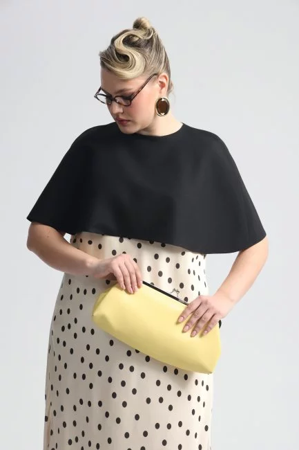 Укороченный кейп пелерина