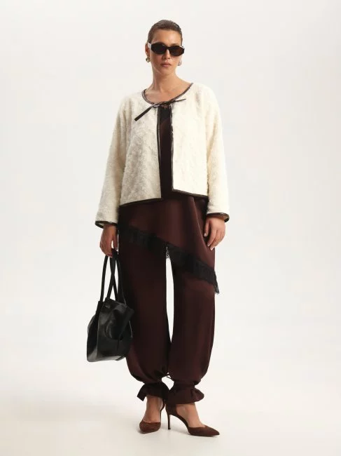 Жакет из фактурного трикотажа на завязке