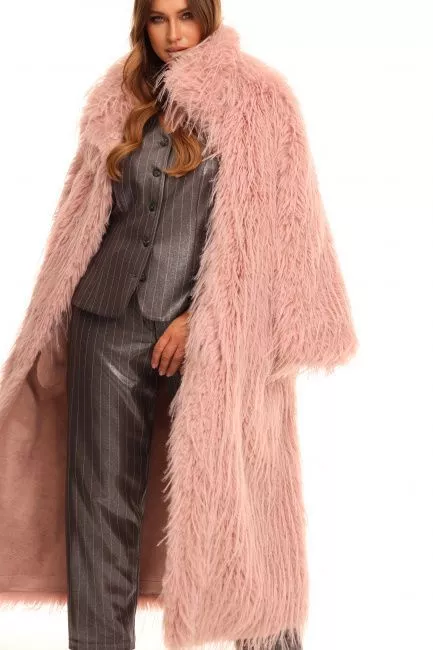 Шуба из овчины с длинным ворсом на замшевой основе