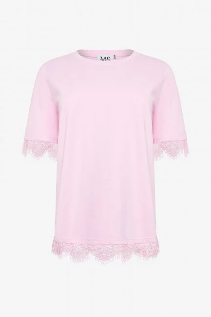 Футболка с кружевом