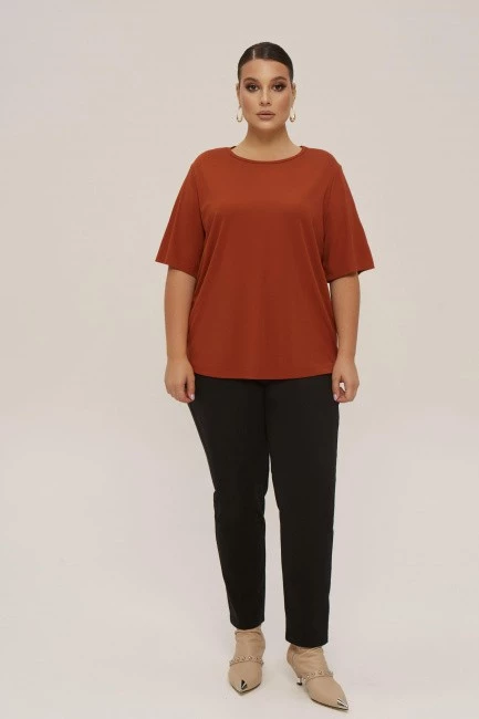 Базовый тишот relaxed fit в оттенке охра из мерсеризованного трикотажа