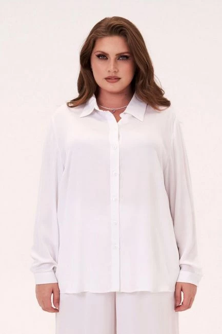 Белая рубашка relaxed fit из вискозы