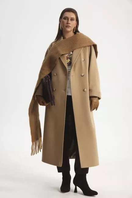 Пальто двубортное из шерсти