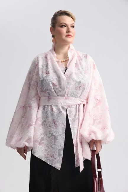 Блузка кимоно из фактурной ткани