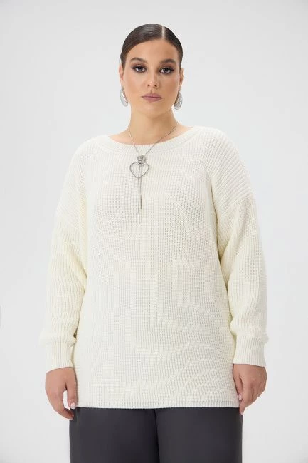 Джемпер оверсайз с круглым вырезом