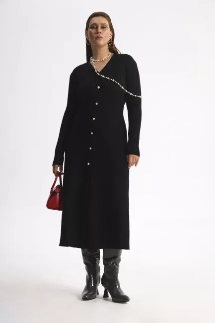 Платье лапша с акцентными пуговицами