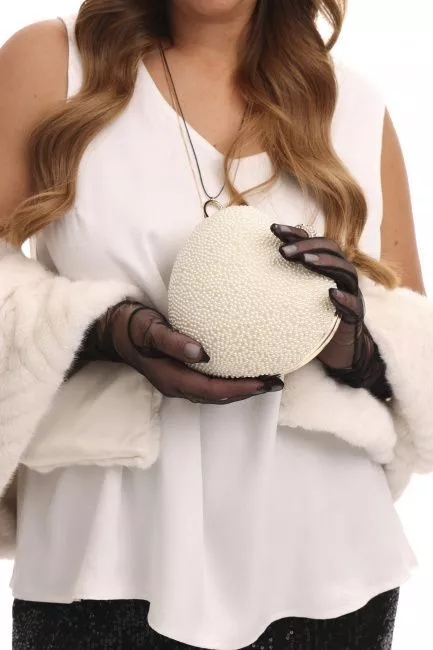 Белая сумка клатч в виде сердца с блеском