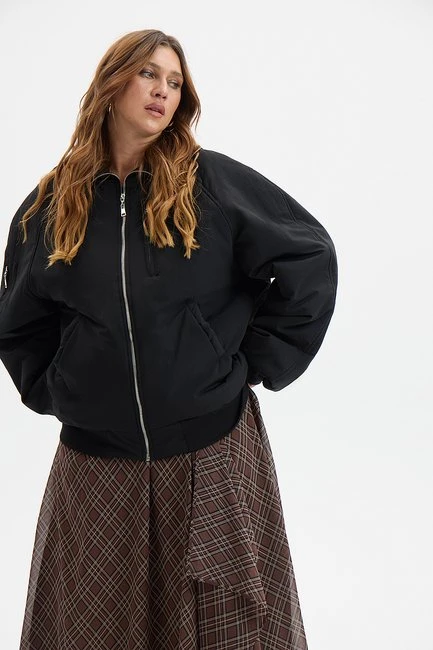 Куртка бомбер с принтом на спинке – большой размер Plus Size – фото каталога