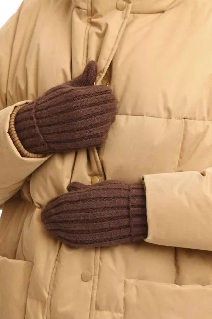 Варежки с добавлением шерсти норки в ассортименте