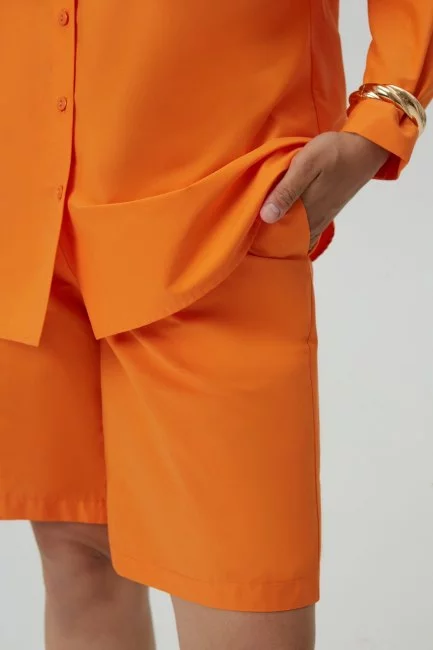 Шорты бермуды relaxed fit оранжевого цвета