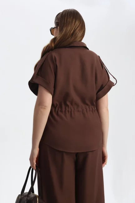 Рубашка в стиле сафари