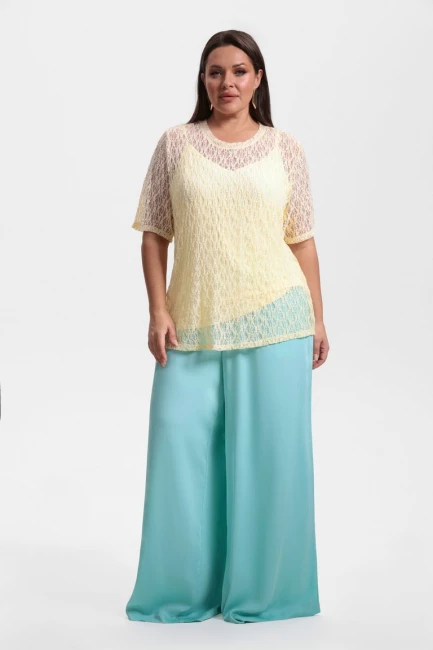 Футболка из кружева и топ – фото – Plus Size 50–64 – Моно-Стиль