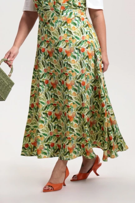 Платье сарафан на лямках из поливискозы – фото – Plus Size 50–64 – Моно-Стиль