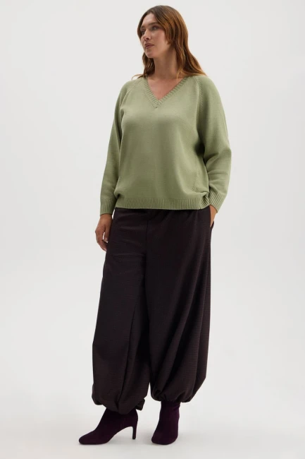 Пуловер из вязаной вискозы – фото – Plus Size 50–64 – Моно-Стиль