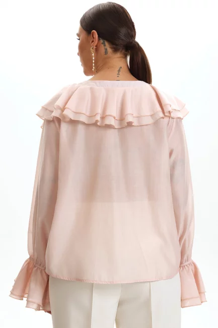 Блузка из тенселя в пиратском стиле