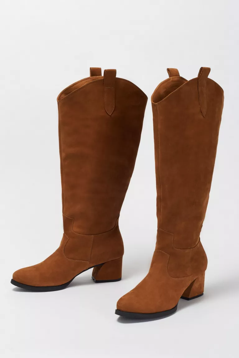 Казаки из нубука с увеличенной полнотой самые большие размеры