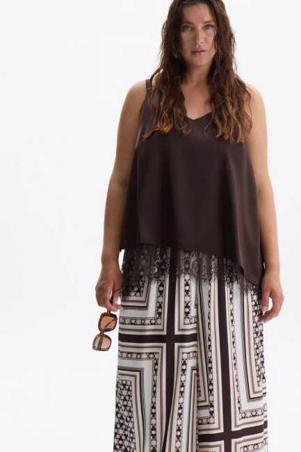 Топ с кружевом на тонких лямках – фото – Plus Size 50–64 – Моно-Стиль