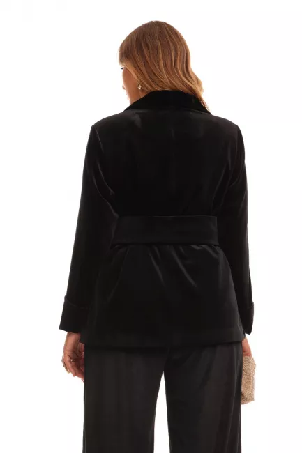 Бархатный черный жакет на запа́хе