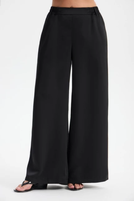 Брюки палаццо из шелковой поливискозы – фото – Plus Size 50–64 – Моно-Стиль