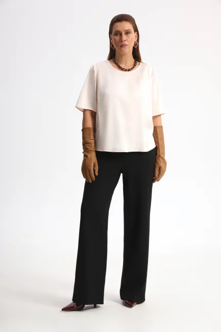 Блузка из поливискозы