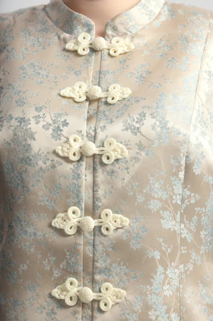 Жакет в азиатском стиле с застежкой панькоу