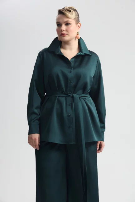 Блузка из шелковой поливискозы с поясом