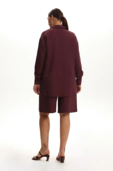 Шорты изо льна темно-фиолетового цвета