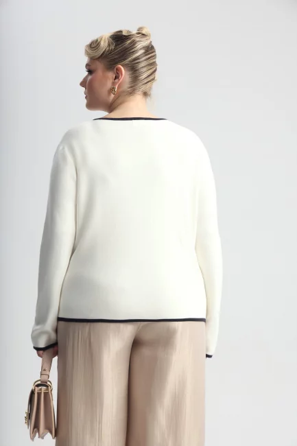 Вязаный жакет в стиле шанель