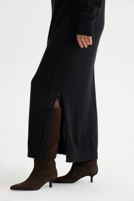 Платье гольф из трикотажа с вязкой коса – фото – Plus Size 50–64 – Моно-Стиль