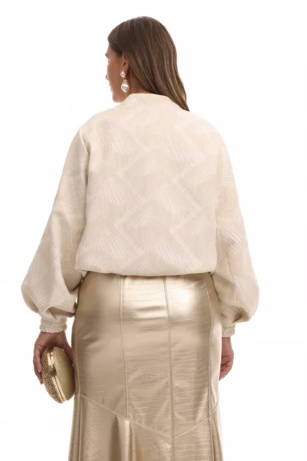 Бомбер из фактурной ткани с металлизированным принтом