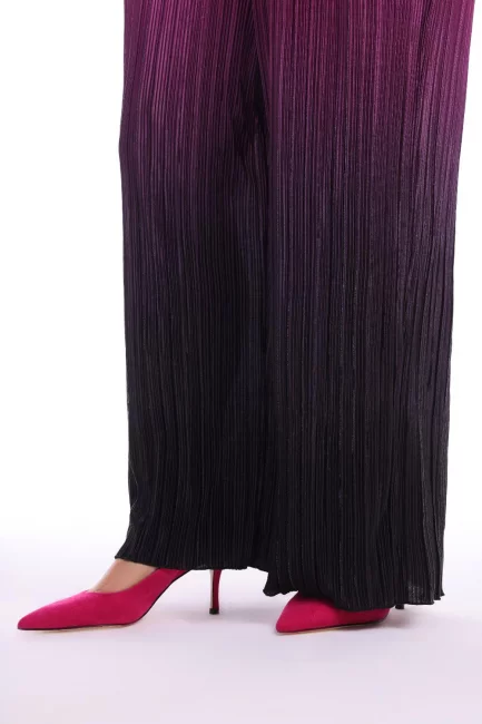 Комбинезон в мелкую гофрировку с градиентом