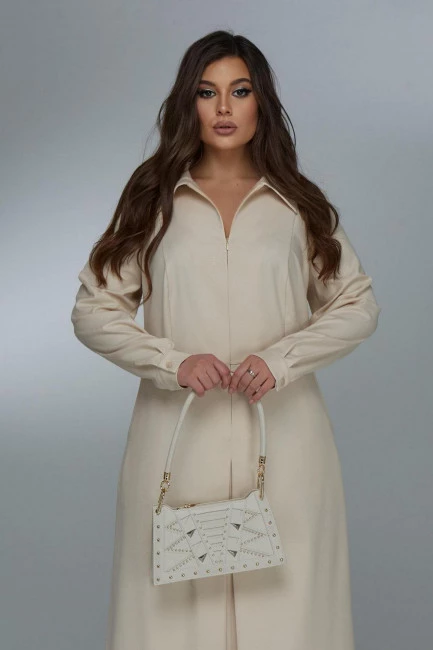 Платье на молнии с отложным воротником