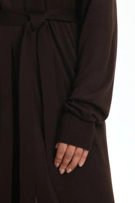 Вязаный кардиган темно-коричневого цвета