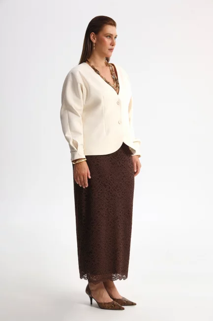 Жакет в стиле леди лайк с защипами