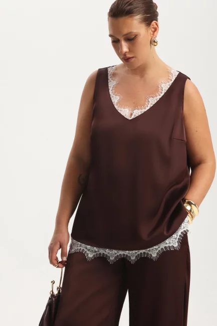 Топ из шелка с кружевом