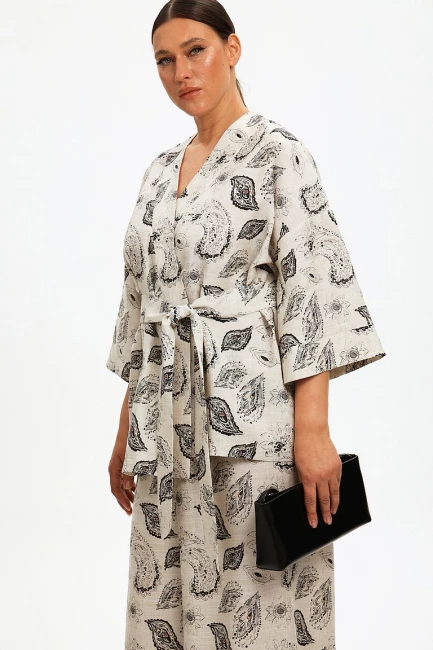 Кимоно на запа́хе изо льна с принтом – фото – Plus Size 50–64 – Моно-Стиль