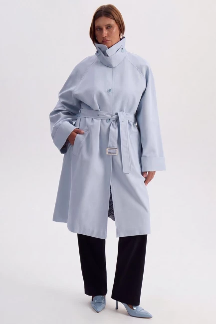 Тренч голубого цвета из хлопка – фото – Plus Size 50–64 – Моно-Стиль