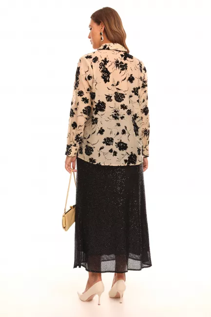 Юбка трапеция с пайетками и на подкладке