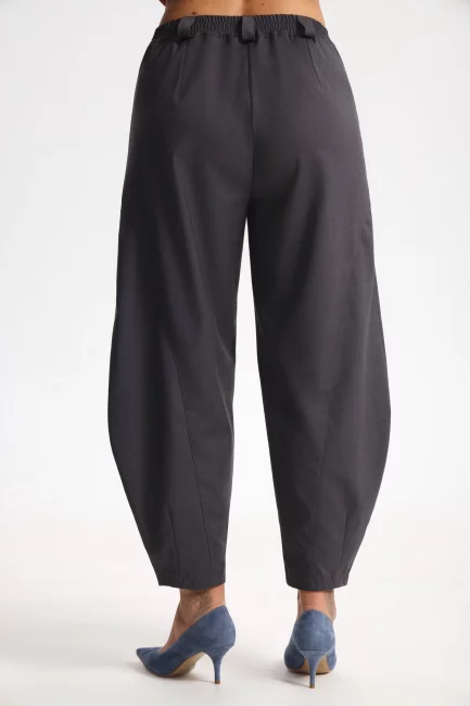 Брюки баллоны из костюмной ткани