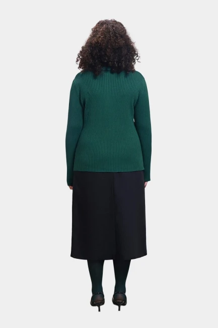 Джемпер поло лапша из вязаной поливискозы – фото – Plus Size 50–64 – Моно-Стиль