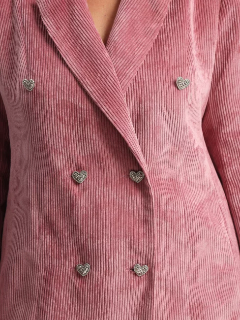 Жакет полуприталенного силуэта из вельвета