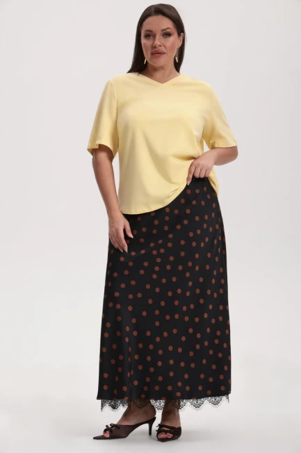 Футболка с треугольным вырезом – фото – Plus Size 50–64 – Моно-Стиль