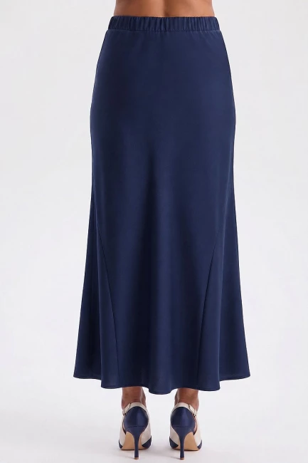 Юбка из синей поливискозы с баской – фото – Plus Size 50–64 – Моно-Стиль